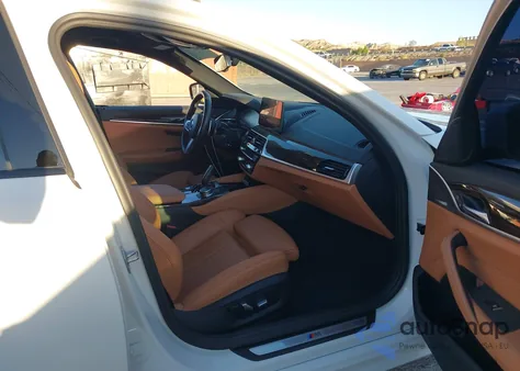 2023 BMW 530E из США, поврежденный, VIN WBA13AG02PCN04160